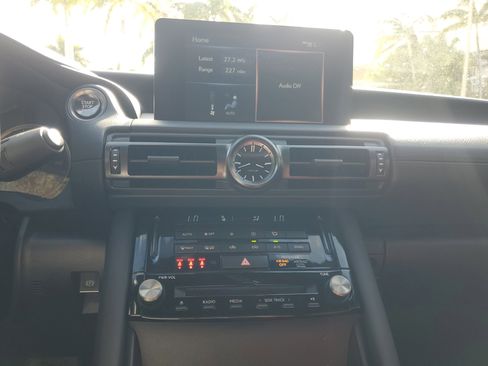 Used 2025 Lexus IS 300 w/ Comfort Package RWD image 29