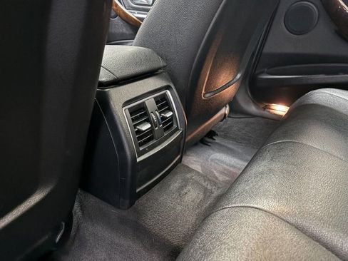 Used 2016 BMW 320i xDrive 320i xDrive image 42