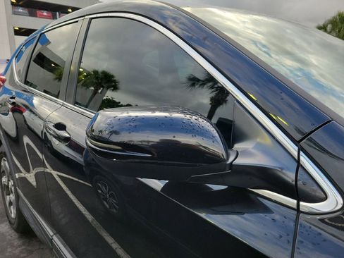 Used 2018 Honda CR-V EX image 10