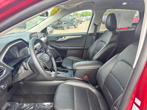 Used 2022 Ford Escape SEL w/ Technology Package AWD/4WD image 25