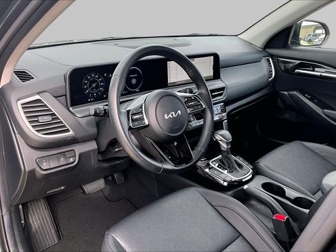 Used 2026 Kia Seltos EX w/ EX Sunroof Package FWD image 16