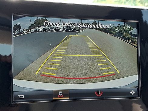 Used 2016 Mercedes-Benz C 300 4MATIC Sedan image 19