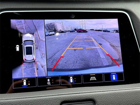 Used 2023 Cadillac XT4 Sport image 25