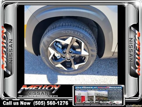 Used 2024 Kia Seltos EX image 16