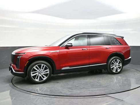 New 2026 Cadillac Vistiq Luxury w/ LPO, Floor Liner Package image 3