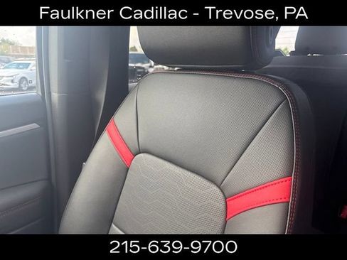 Used 2025 Chevrolet Colorado Z71 w/ Z71 Convenience Package 2 AWD/4WD image 21