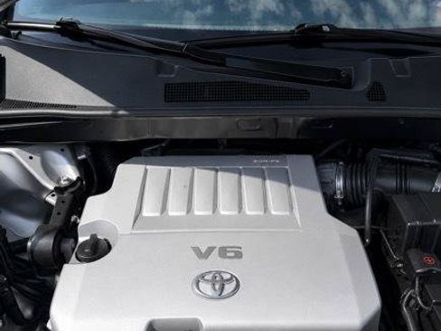 Used 2012 Toyota Highlander SE w/ Tow Pkg AWD/4WD image 18