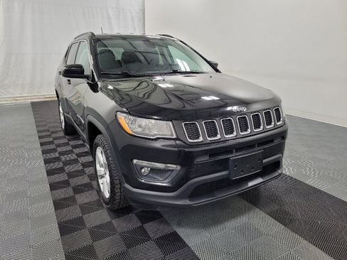 Used 2020 Jeep Compass Latitude AWD/4WD image 14