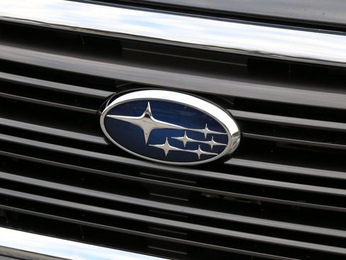 Used 2022 Subaru Ascent Limited w/ Technology Package image 12