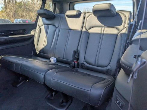 New 2026 Jeep Grand Wagoneer L Summit image 26