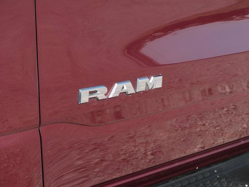 Used 2021 RAM 1500 Big Horn image 33