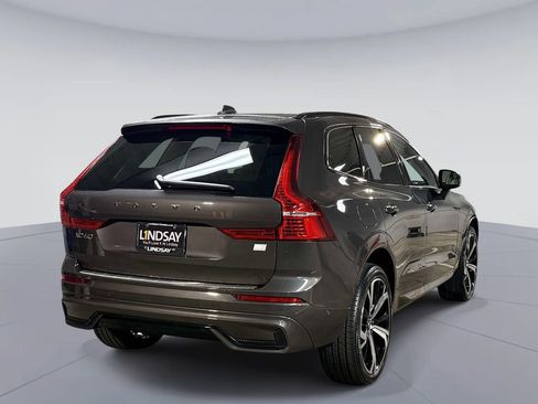 Used 2024 Volvo XC60 T8 Ultimate w/ Protection Package Premier AWD/4WD image 10