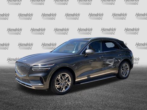 Used 2025 Genesis GV70 2.5T w/ Advanced Package AWD/4WD image 5