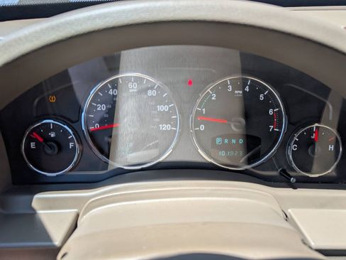 Used 2011 Jeep Liberty Limited w/ Comfort/Convenience Group AWD/4WD image 19