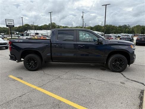 Certified 2022 Chevrolet Silverado 1500 RST image 8