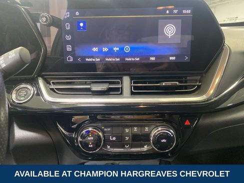 Certified 2024 Chevrolet Trax RS w/ Driver Confidence Package FWD image 17
