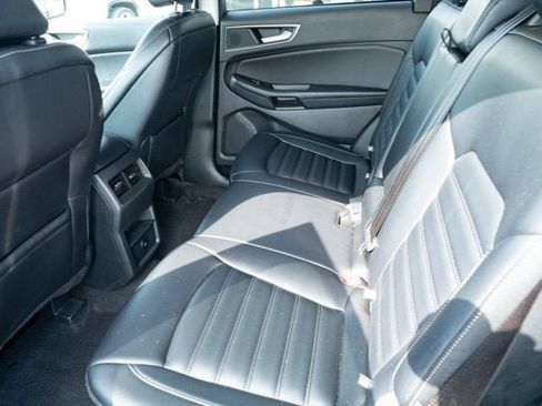 Used 2024 Ford Edge SEL AWD/4WD image 30