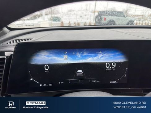 Used 2025 Kia Sportage SX image 17