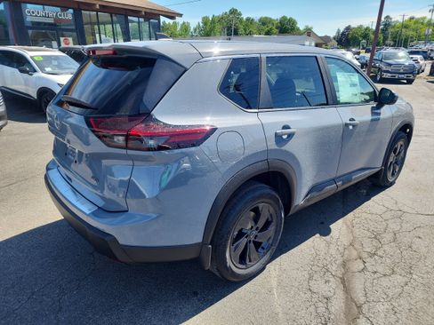 New 2026 Nissan Rogue SV AWD/4WD image 8