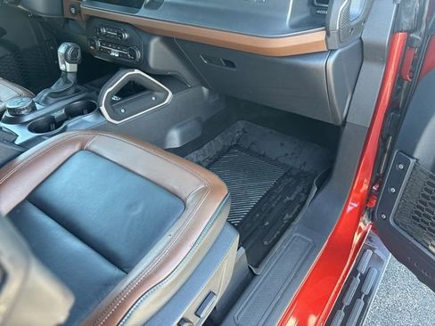 Used 2024 Ford Bronco Outer Banks AWD/4WD image 22