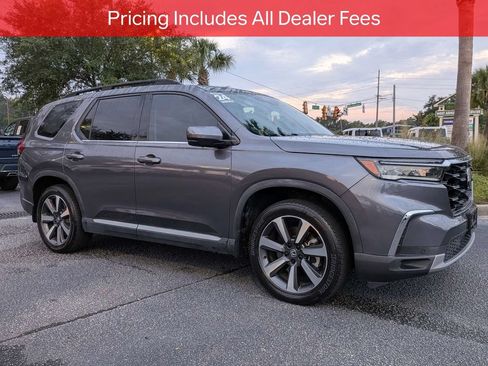 Used 2024 Honda Pilot Elite image 1