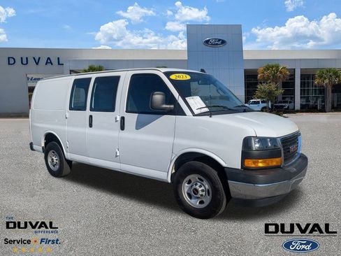 Used 2023 GMC Savana 2500 w/ Driver Convenience Package image 1
