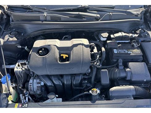 Used 2019 Kia Forte LXS image 29