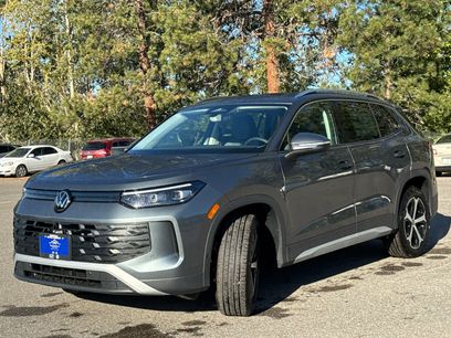 New 2025 Volkswagen Tiguan SE