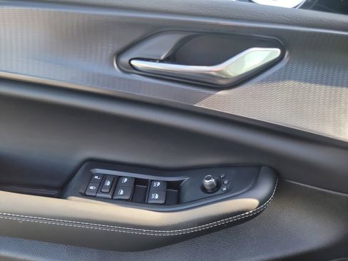 New 2025 Jeep Grand Cherokee Altitude image 14