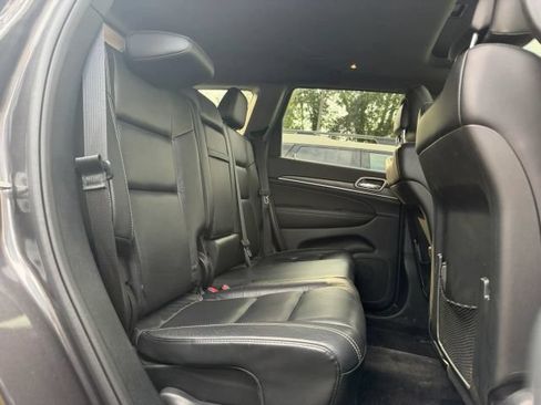 Used 2017 Jeep Grand Cherokee Limited AWD/4WD image 14