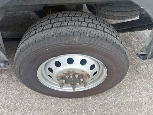 Used 2022 Ford Transit 250 148 High Roof AWD image 6