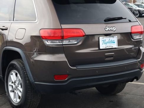 Used 2019 Jeep Grand Cherokee Laredo image 7