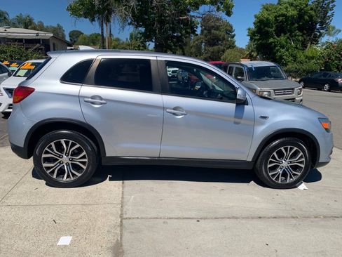 Used 2017 Mitsubishi Outlander Sport ES FWD image 7