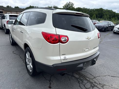 Used 2011 Chevrolet Traverse LTZ AWD/4WD image 8