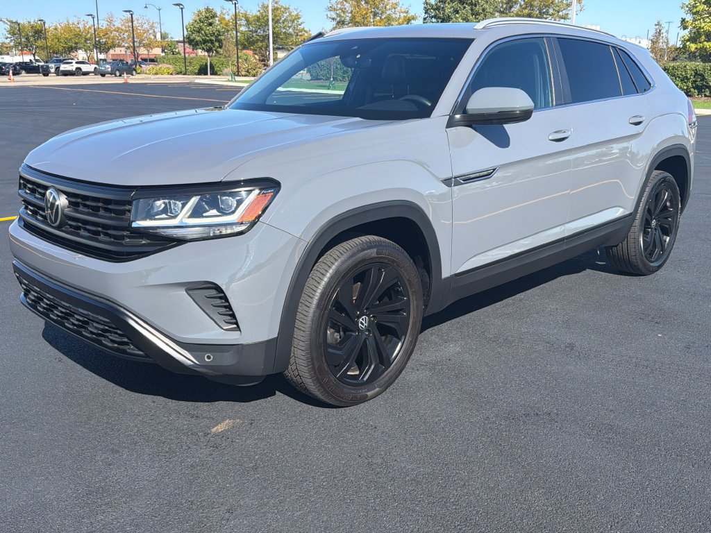 Certified 2022 Volkswagen Atlas Cross Sport SEL AWD/4WD image 3