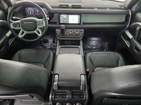Used 2020 Land Rover Defender 110 HSE AWD/4WD image 4