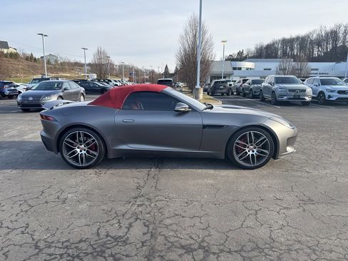 Used 2019 Jaguar F-TYPE Convertible image 5