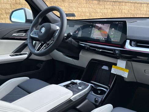 New 2026 BMW X1 xDrive28i w/ M Sport Package image 12