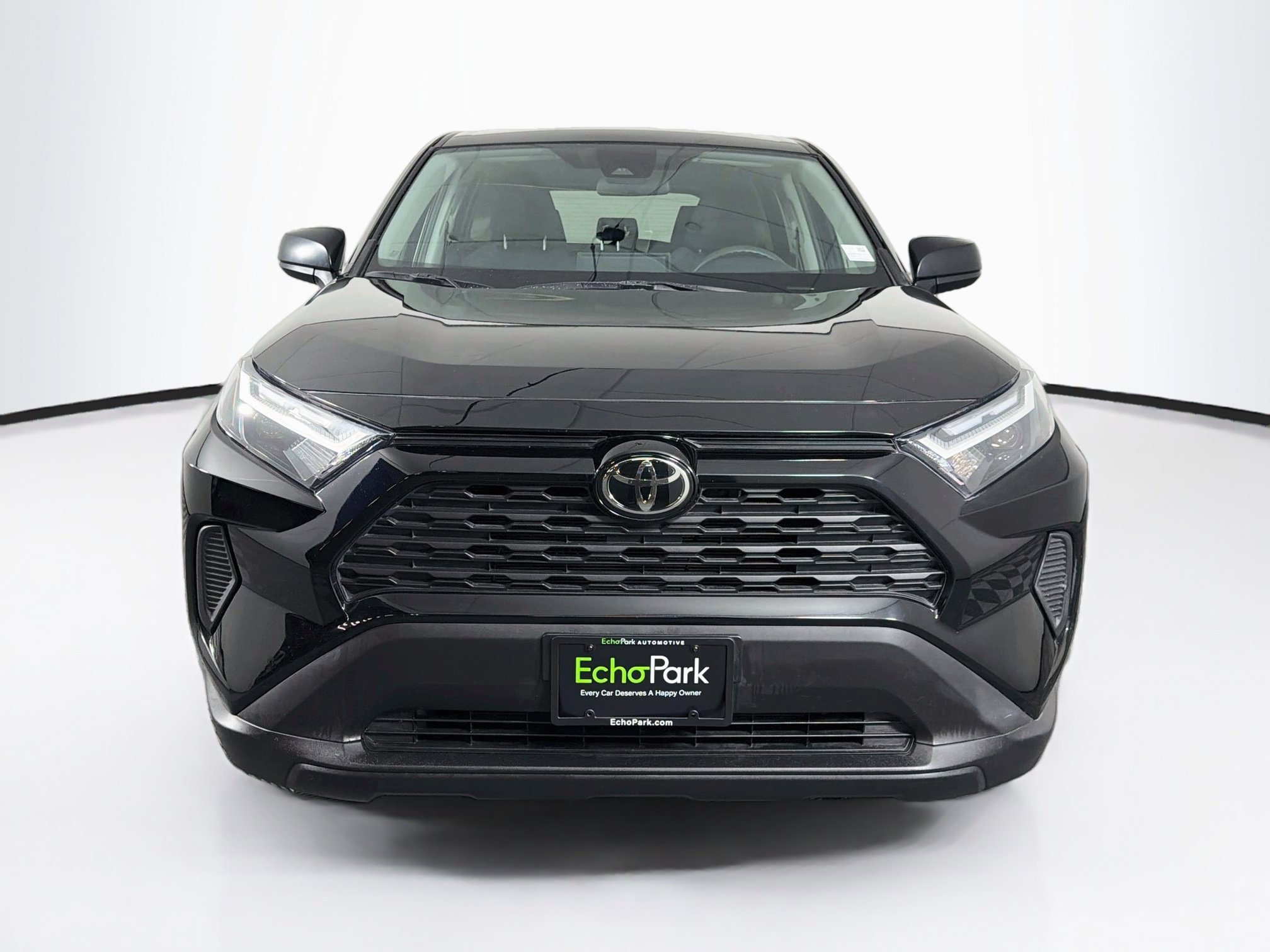 Used 2025 Toyota RAV4 LE FWD image 2