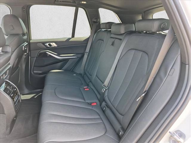 Used 2021 BMW X5 xDrive40i w/ Premium Package 2 AWD/4WD image 20