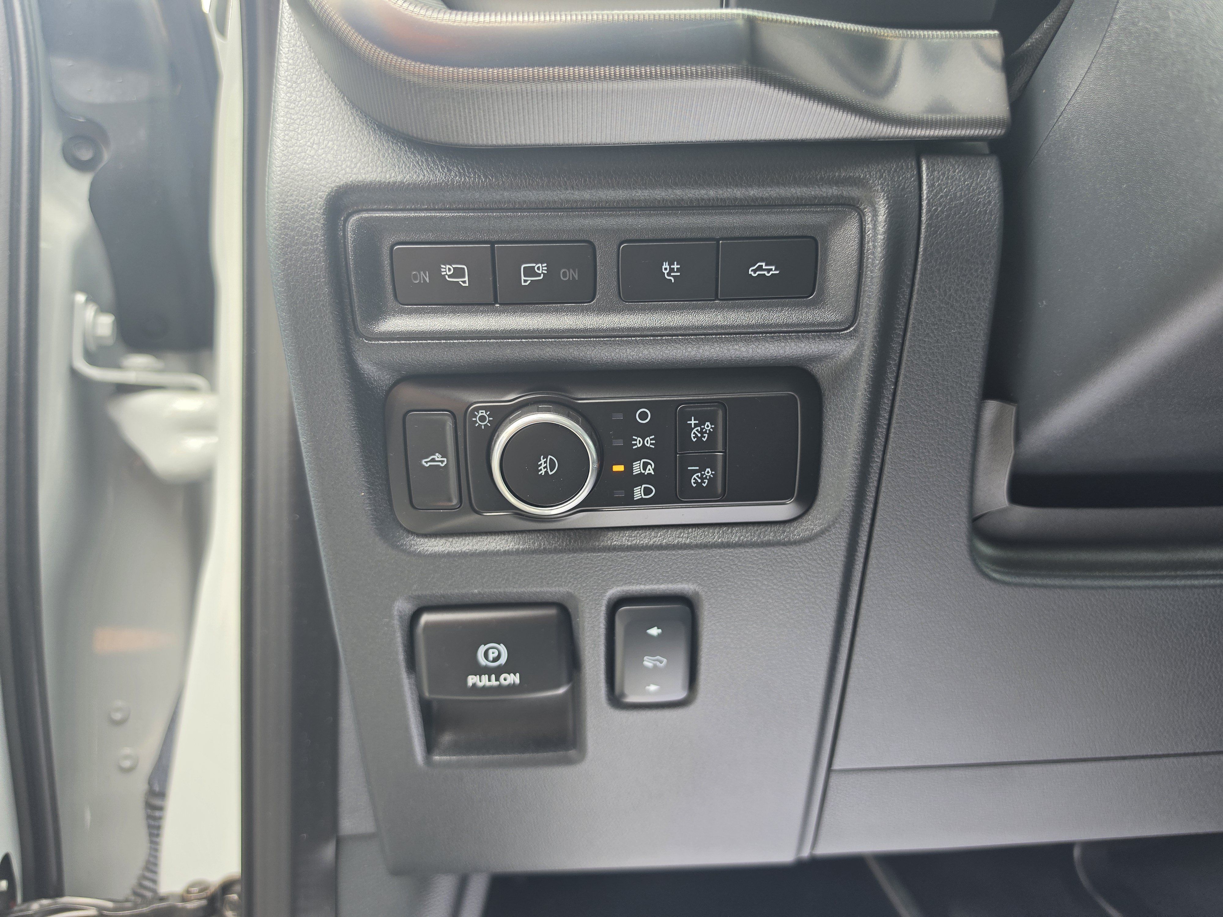 Used 2024 Ford F150 Platinum AWD/4WD image 22