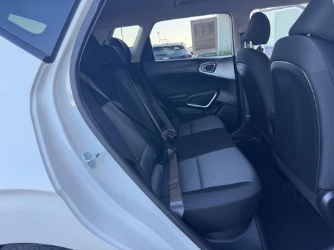Used 2025 Kia Soul LX w/ LX Technology Package image 39