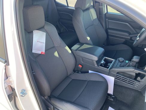 Certified 2025 Toyota 4Runner SR5 image 28