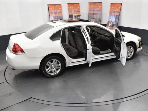 Used 2013 Chevrolet Impala LT w/ LT Sunroof Package image 6
