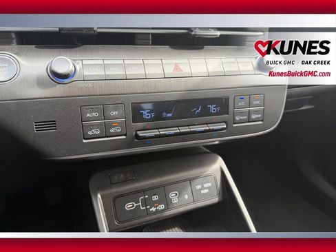 Used 2025 Hyundai Kona Limited AWD/4WD image 15