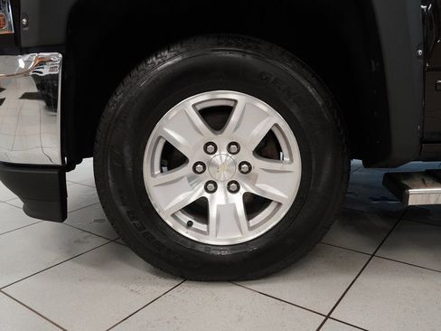 Used 2018 Chevrolet Silverado 1500 LT w/ All Star Edition image 16