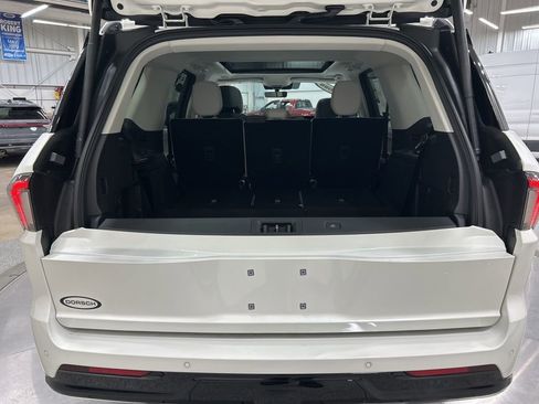New 2026 Lincoln Navigator Reserve w/ Jet Appearance Package AWD/4WD image 38
