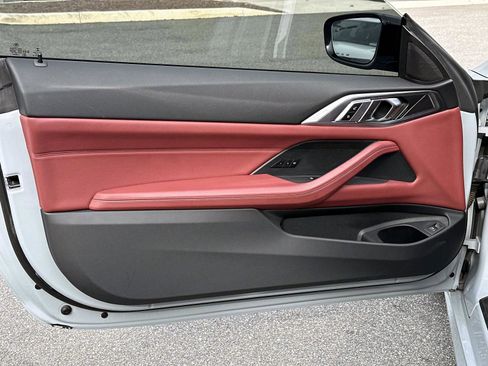 Used 2022 BMW 430i Coupe w/ M Sport Package image 11