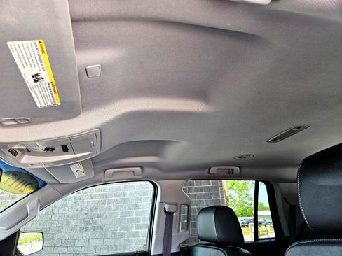 Used 2017 Chevrolet Tahoe LT image 16