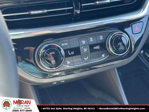 Used 2024 Buick Envista Sport Touring w/ Convenience I Package FWD image 26